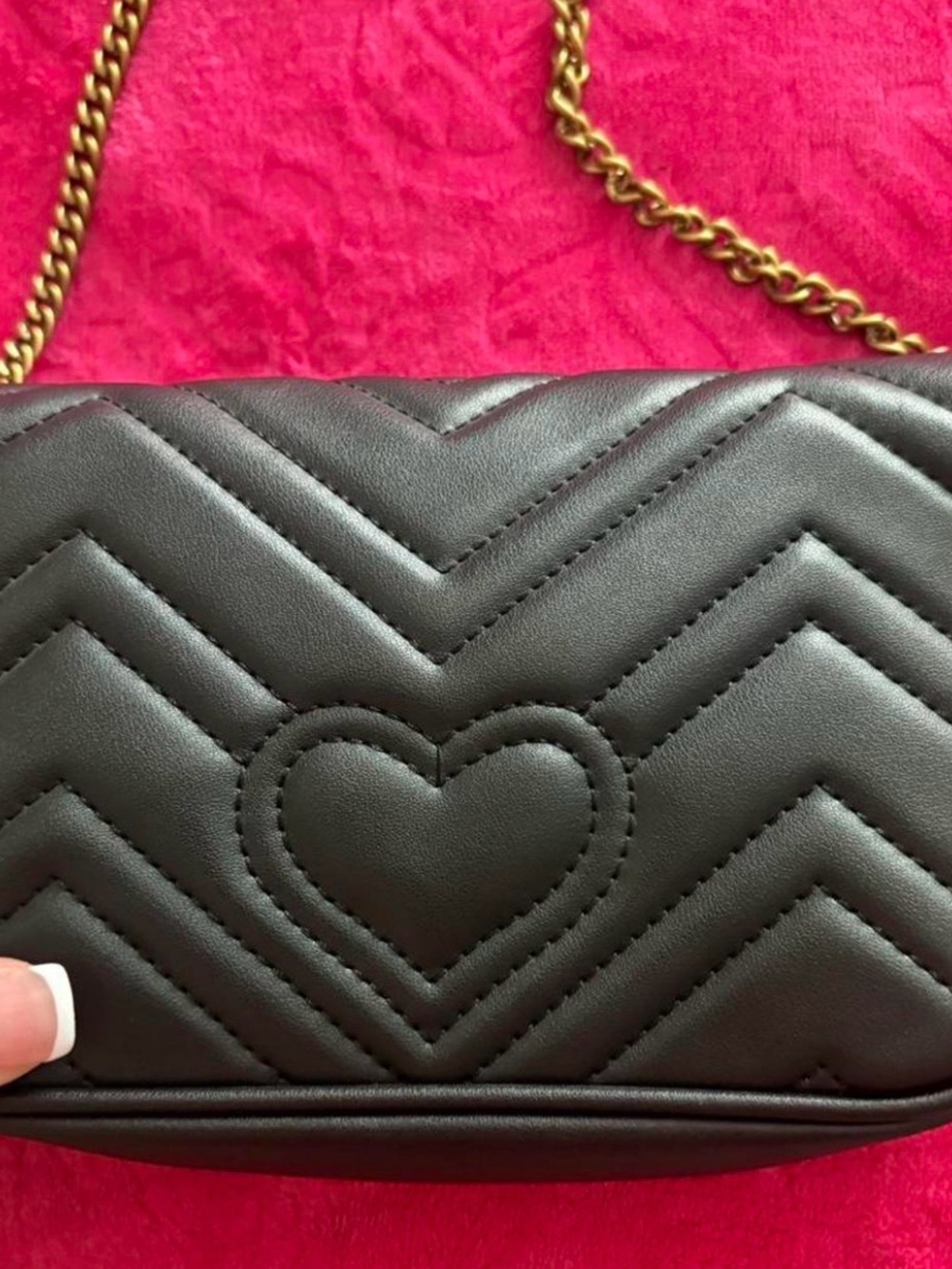 Gucci Black Matelassé Mini Shoulder Bag with Gold GG - Picture 4 of 8